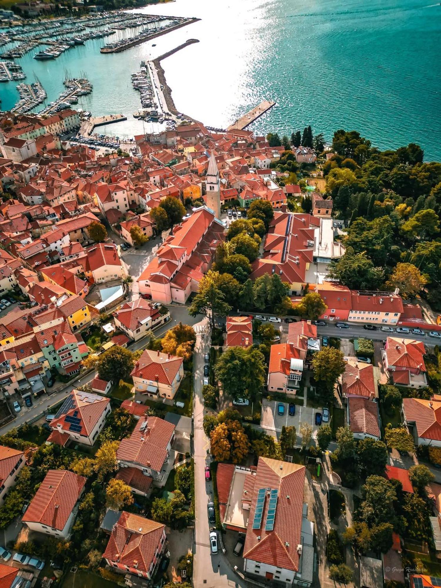 Apartma Rea Izola, Pergola & Terassa, Parking Værelse billede
